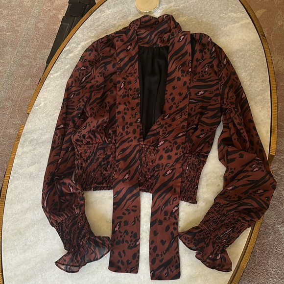 LPA top size Large - Picture 5 of 6